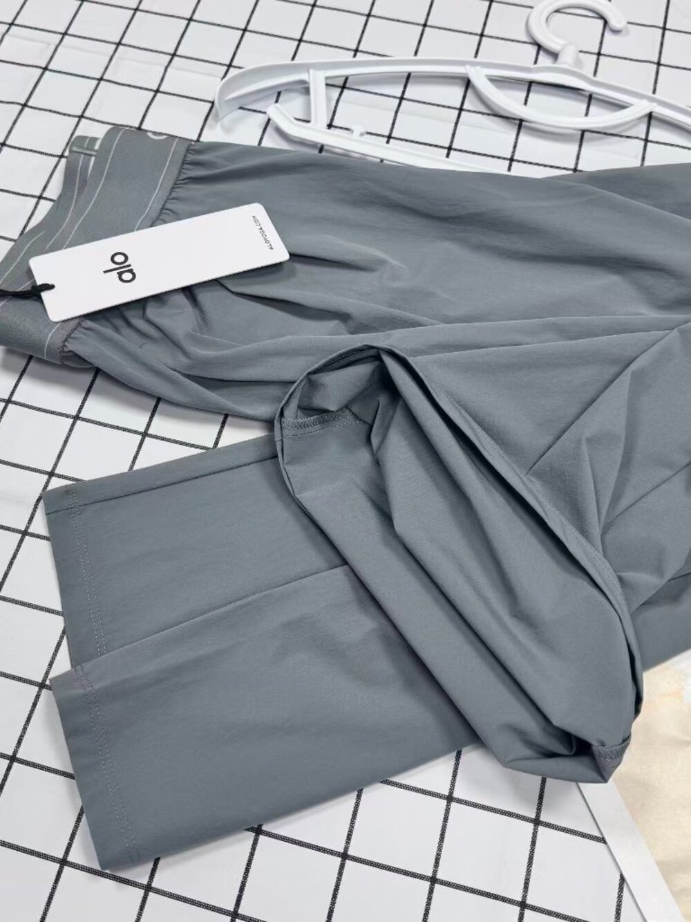 ALO Yoga Steel Grey Suit Up Trouser💦Clean Girl Office Pants-Regular 30” Inseam - Picture 7 of 8